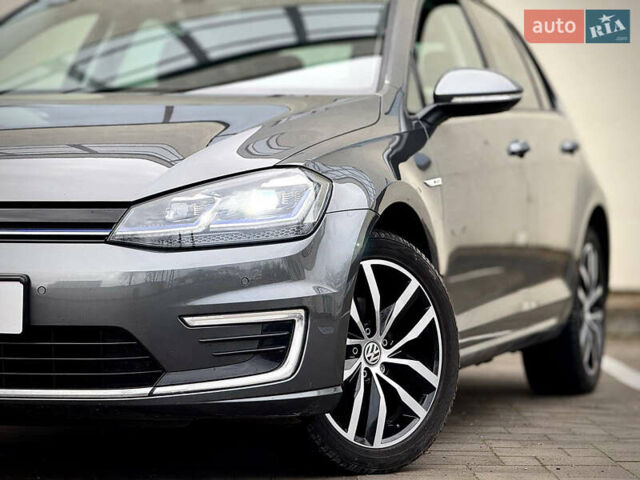 Сірий Фольксваген e-Golf, об'ємом двигуна 0 л та пробігом 115 тис. км за 12999 $, фото 7 на Automoto.ua