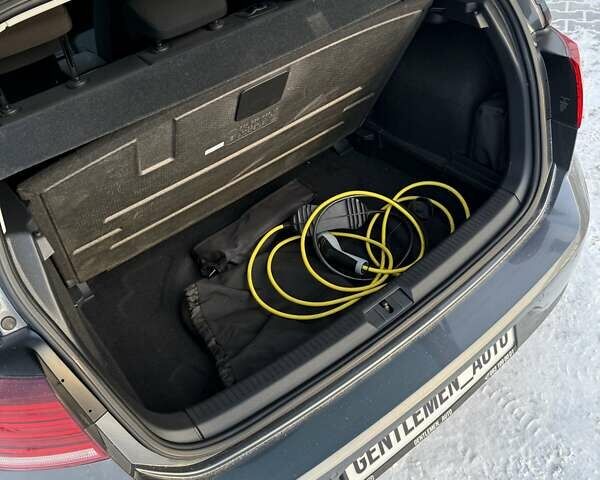 Сірий Фольксваген e-Golf, об'ємом двигуна 0 л та пробігом 118 тис. км за 15500 $, фото 35 на Automoto.ua