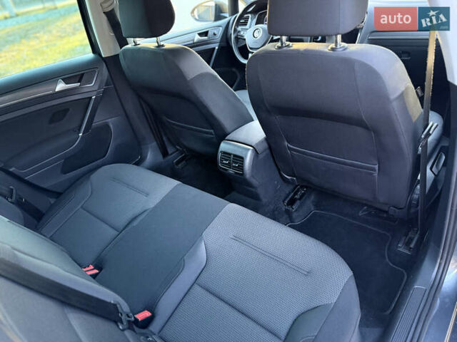 Сірий Фольксваген e-Golf, об'ємом двигуна 0 л та пробігом 112 тис. км за 15900 $, фото 55 на Automoto.ua