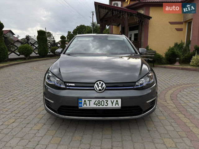 Серый Фольксваген e-Golf, объемом двигателя 0 л и пробегом 75 тыс. км за 12650 $, фото 38 на Automoto.ua