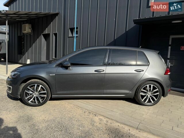 Сірий Фольксваген e-Golf, об'ємом двигуна 0 л та пробігом 95 тис. км за 14900 $, фото 2 на Automoto.ua