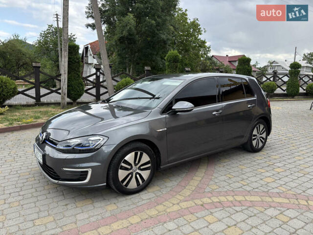 Серый Фольксваген e-Golf, объемом двигателя 0 л и пробегом 75 тыс. км за 12650 $, фото 40 на Automoto.ua