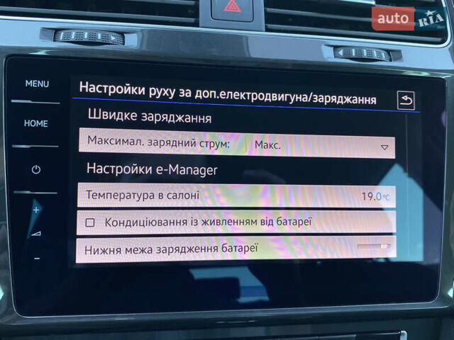 Серый Фольксваген e-Golf, объемом двигателя 0 л и пробегом 130 тыс. км за 13800 $, фото 47 на Automoto.ua