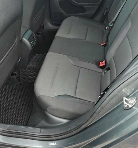 Серый Фольксваген e-Golf, объемом двигателя 0 л и пробегом 262 тыс. км за 13500 $, фото 6 на Automoto.ua