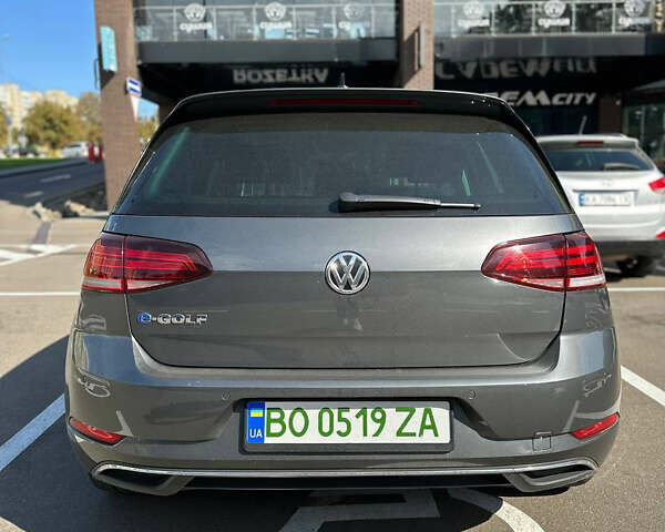 Сірий Фольксваген e-Golf, об'ємом двигуна 0 л та пробігом 85 тис. км за 15750 $, фото 5 на Automoto.ua