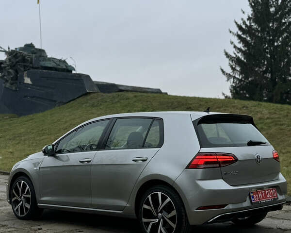 Серый Фольксваген e-Golf, объемом двигателя 0 л и пробегом 61 тыс. км за 14500 $, фото 4 на Automoto.ua