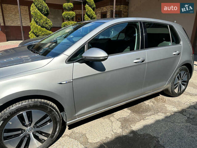Сірий Фольксваген e-Golf, об'ємом двигуна 0 л та пробігом 36 тис. км за 16500 $, фото 6 на Automoto.ua