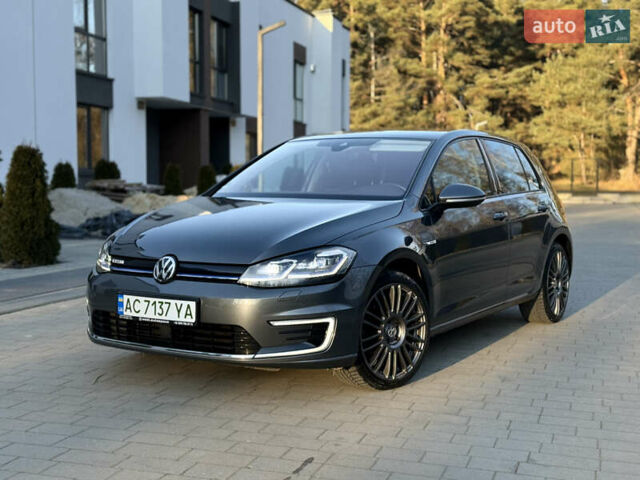 Сірий Фольксваген e-Golf, об'ємом двигуна 0 л та пробігом 112 тис. км за 15900 $, фото 144 на Automoto.ua