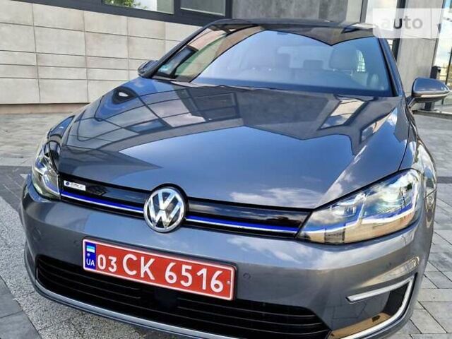 Серый Фольксваген e-Golf, объемом двигателя 0 л и пробегом 53 тыс. км за 15500 $, фото 50 на Automoto.ua