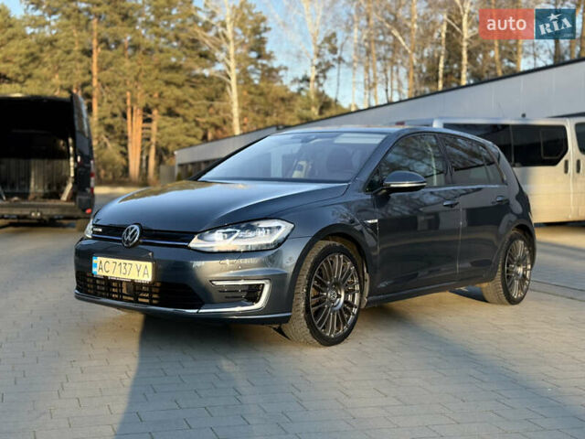 Сірий Фольксваген e-Golf, об'ємом двигуна 0 л та пробігом 112 тис. км за 15900 $, фото 19 на Automoto.ua