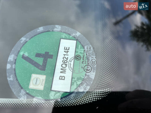 Серый Фольксваген e-Golf, объемом двигателя 0 л и пробегом 75 тыс. км за 12650 $, фото 15 на Automoto.ua