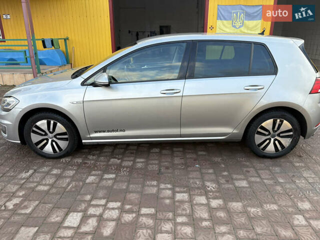 Серый Фольксваген e-Golf, объемом двигателя 0 л и пробегом 148 тыс. км за 12250 $, фото 12 на Automoto.ua