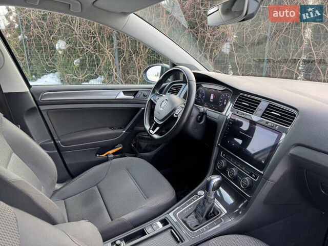 Сірий Фольксваген e-Golf, об'ємом двигуна 0 л та пробігом 115 тис. км за 12600 $, фото 4 на Automoto.ua