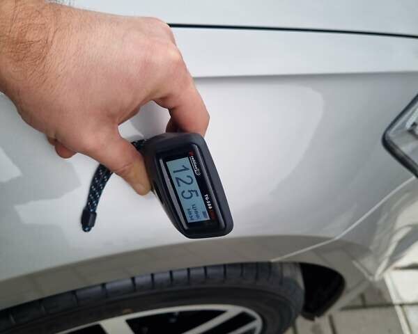 Серый Фольксваген e-Golf, объемом двигателя 0 л и пробегом 95 тыс. км за 12450 $, фото 109 на Automoto.ua