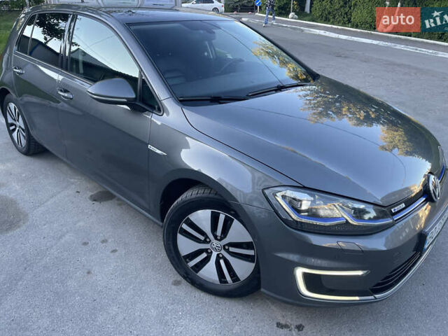 Серый Фольксваген e-Golf, объемом двигателя 0 л и пробегом 135 тыс. км за 13200 $, фото 7 на Automoto.ua