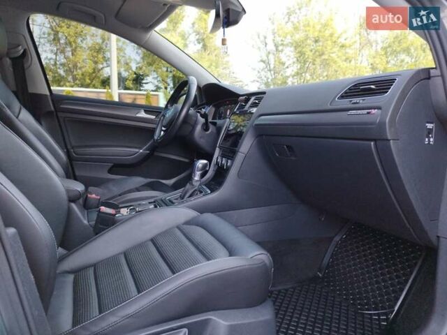 Сірий Фольксваген e-Golf, об'ємом двигуна 0 л та пробігом 102 тис. км за 14900 $, фото 24 на Automoto.ua
