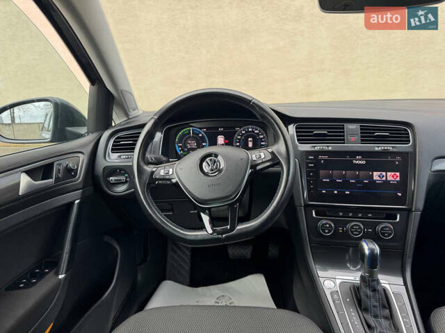 Сірий Фольксваген e-Golf, об'ємом двигуна 0 л та пробігом 115 тис. км за 12999 $, фото 41 на Automoto.ua