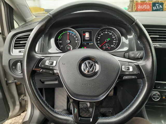 Сірий Фольксваген e-Golf, об'ємом двигуна 0 л та пробігом 109 тис. км за 13000 $, фото 5 на Automoto.ua