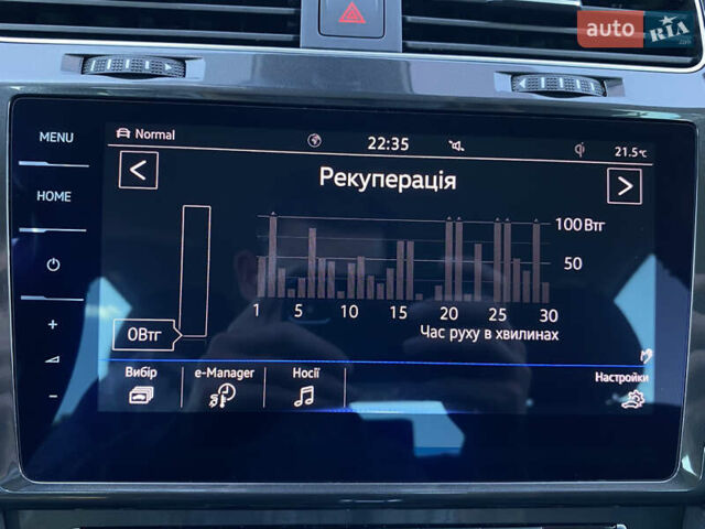 Серый Фольксваген e-Golf, объемом двигателя 0 л и пробегом 130 тыс. км за 13800 $, фото 33 на Automoto.ua