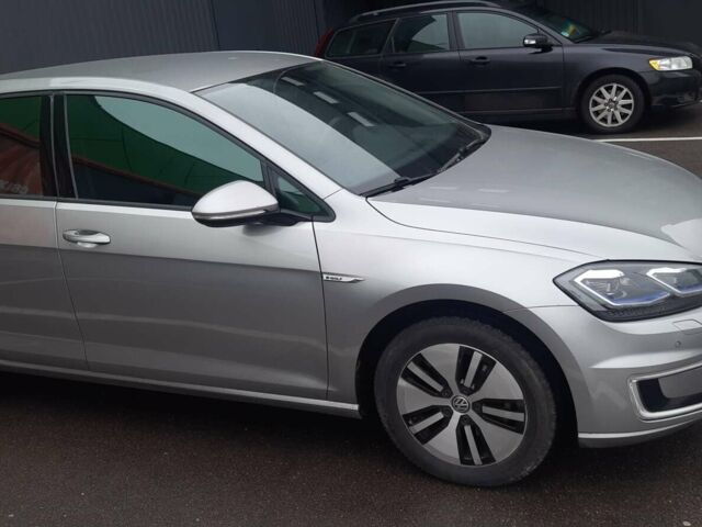 Сірий Фольксваген e-Golf, об'ємом двигуна 0 л та пробігом 40 тис. км за 14100 $, фото 5 на Automoto.ua