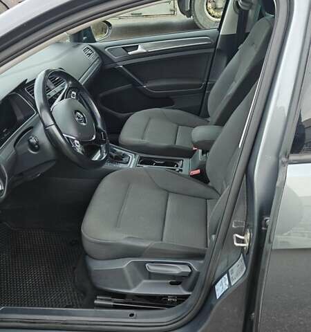 Серый Фольксваген e-Golf, объемом двигателя 0 л и пробегом 262 тыс. км за 13500 $, фото 11 на Automoto.ua