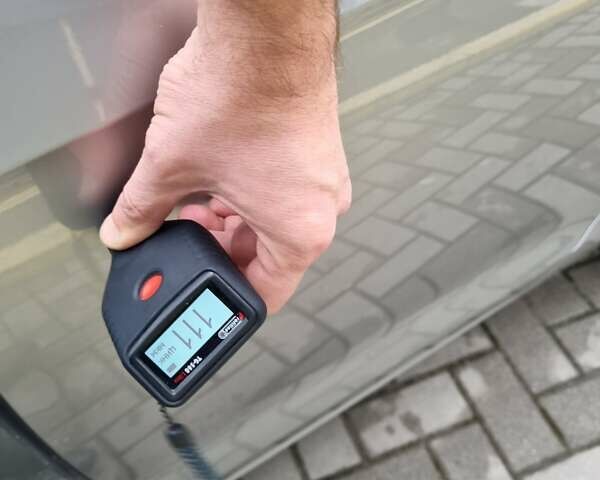 Серый Фольксваген e-Golf, объемом двигателя 0 л и пробегом 95 тыс. км за 12450 $, фото 77 на Automoto.ua