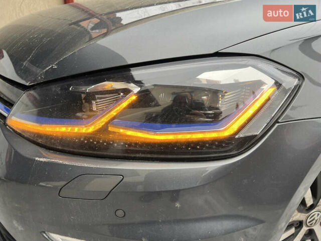 Сірий Фольксваген e-Golf, об'ємом двигуна 0 л та пробігом 117 тис. км за 12999 $, фото 7 на Automoto.ua