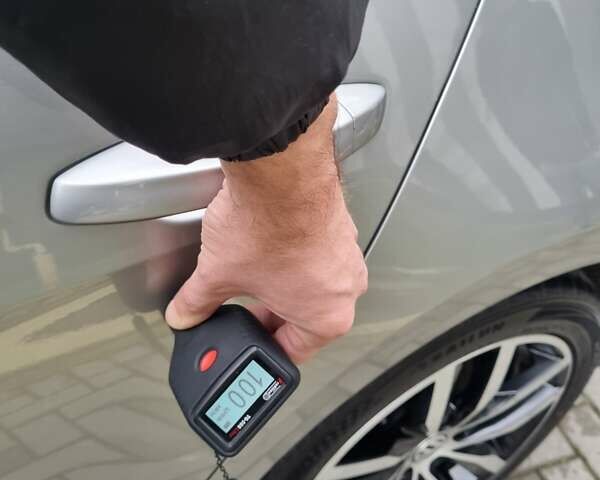 Серый Фольксваген e-Golf, объемом двигателя 0 л и пробегом 95 тыс. км за 12450 $, фото 78 на Automoto.ua