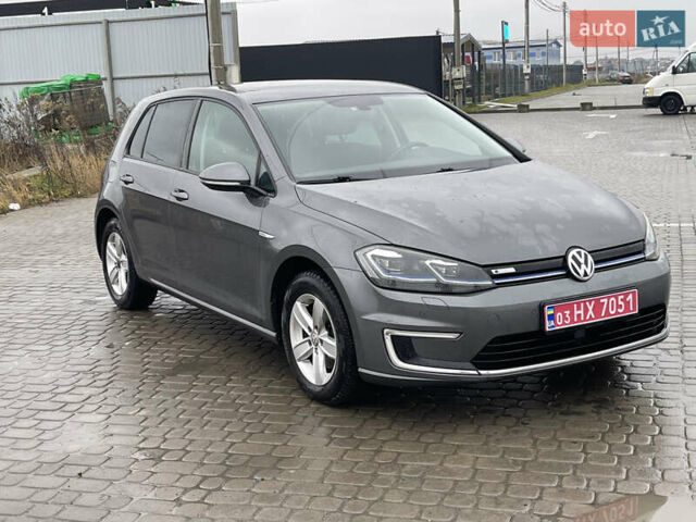 Серый Фольксваген e-Golf, объемом двигателя 0 л и пробегом 117 тыс. км за 12599 $, фото 8 на Automoto.ua