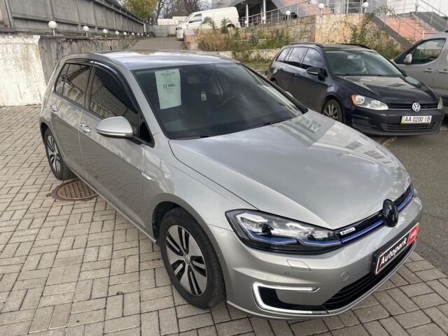 Серый Фольксваген e-Golf, объемом двигателя 0 л и пробегом 18 тыс. км за 22490 $, фото 6 на Automoto.ua