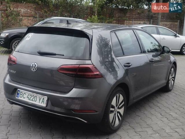 Серый Фольксваген e-Golf, объемом двигателя 0 л и пробегом 191 тыс. км за 14300 $, фото 1 на Automoto.ua