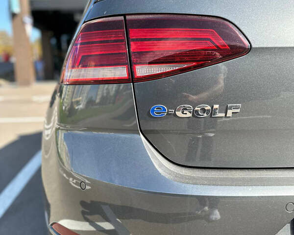 Сірий Фольксваген e-Golf, об'ємом двигуна 0 л та пробігом 85 тис. км за 15750 $, фото 9 на Automoto.ua