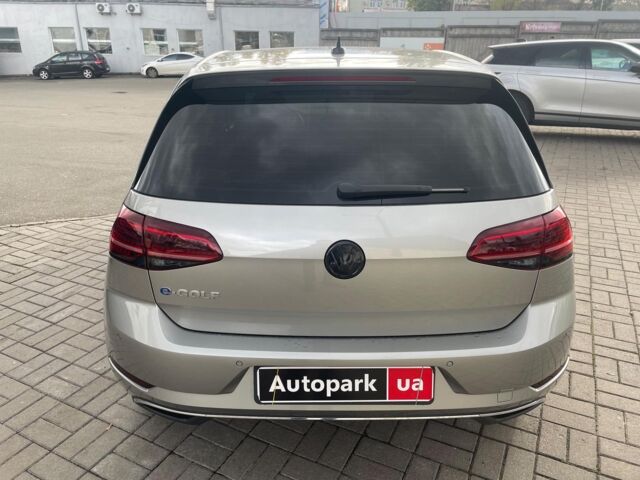 Серый Фольксваген e-Golf, объемом двигателя 0 л и пробегом 18 тыс. км за 22490 $, фото 3 на Automoto.ua