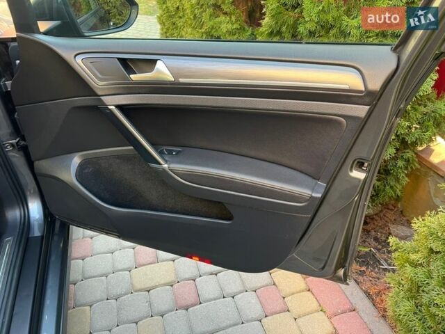 Серый Фольксваген e-Golf, объемом двигателя 0 л и пробегом 117 тыс. км за 12999 $, фото 27 на Automoto.ua