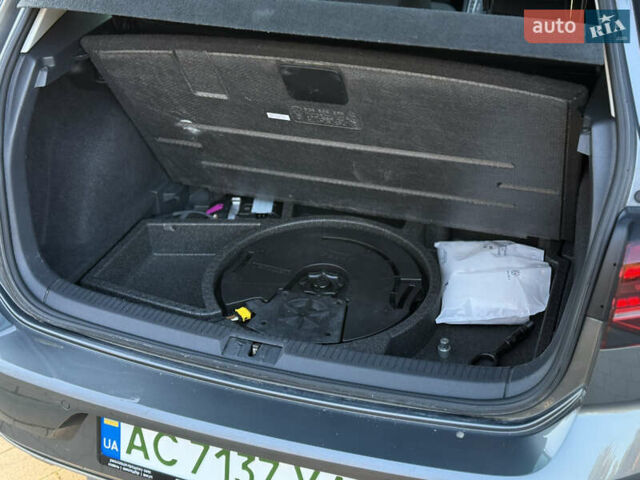 Сірий Фольксваген e-Golf, об'ємом двигуна 0 л та пробігом 112 тис. км за 15900 $, фото 61 на Automoto.ua