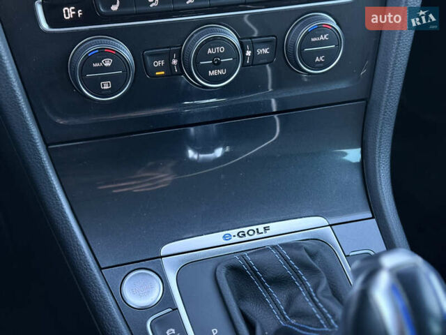 Сірий Фольксваген e-Golf, об'ємом двигуна 0 л та пробігом 112 тис. км за 15900 $, фото 83 на Automoto.ua
