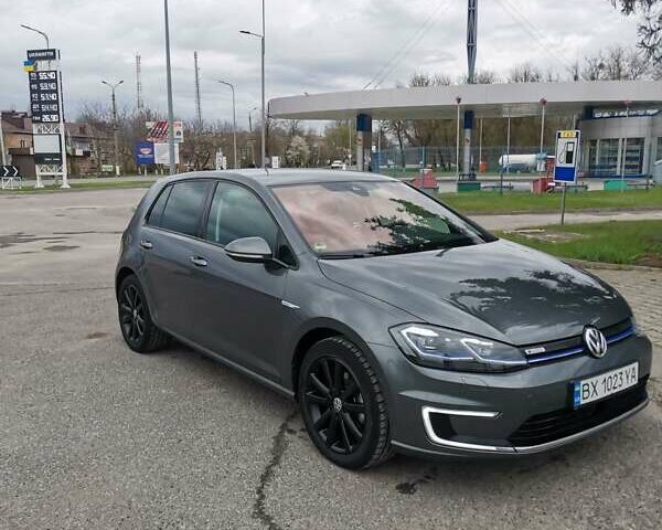 Сірий Фольксваген e-Golf, об'ємом двигуна 0 л та пробігом 29 тис. км за 17500 $, фото 7 на Automoto.ua