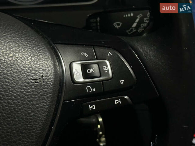 Сірий Фольксваген e-Golf, об'ємом двигуна 0 л та пробігом 80 тис. км за 13000 $, фото 23 на Automoto.ua