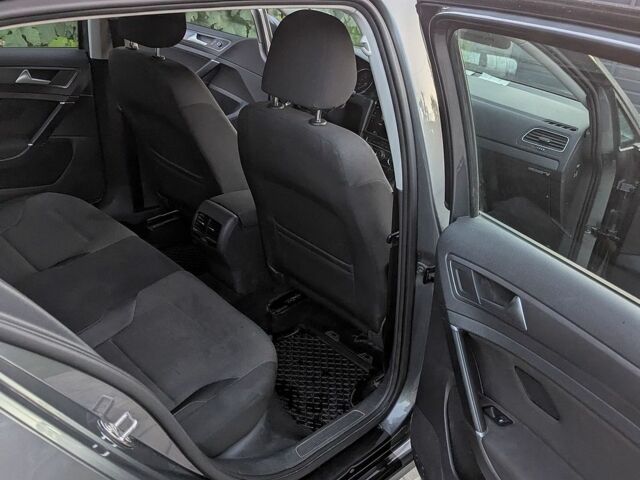 Сірий Фольксваген e-Golf, об'ємом двигуна 0 л та пробігом 177 тис. км за 13200 $, фото 14 на Automoto.ua