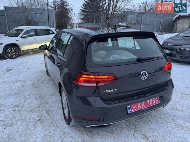 Серый Фольксваген e-Golf, объемом двигателя 0 л и пробегом 111 тыс. км за 11600 $, фото 9 на Automoto.ua