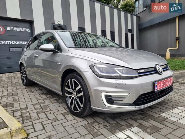 Серый Фольксваген e-Golf, объемом двигателя 0 л и пробегом 95 тыс. км за 12450 $, фото 19 на Automoto.ua