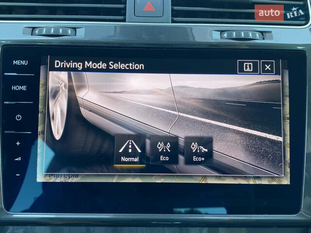 Серый Фольксваген e-Golf, объемом двигателя 0 л и пробегом 130 тыс. км за 13800 $, фото 23 на Automoto.ua