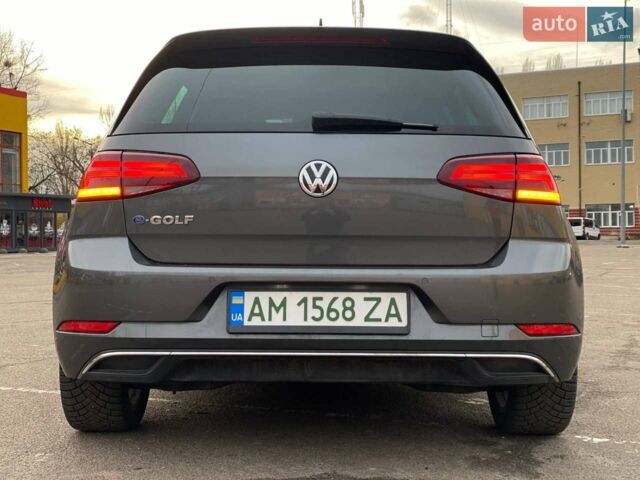 Сірий Фольксваген e-Golf, об'ємом двигуна 0 л та пробігом 127 тис. км за 15599 $, фото 8 на Automoto.ua