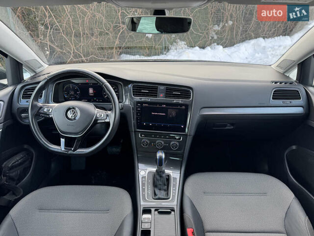 Сірий Фольксваген e-Golf, об'ємом двигуна 0 л та пробігом 115 тис. км за 12600 $, фото 36 на Automoto.ua