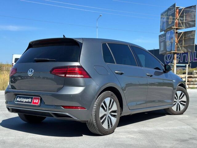 Серый Фольксваген e-Golf, объемом двигателя 0 л и пробегом 89 тыс. км за 13990 $, фото 12 на Automoto.ua