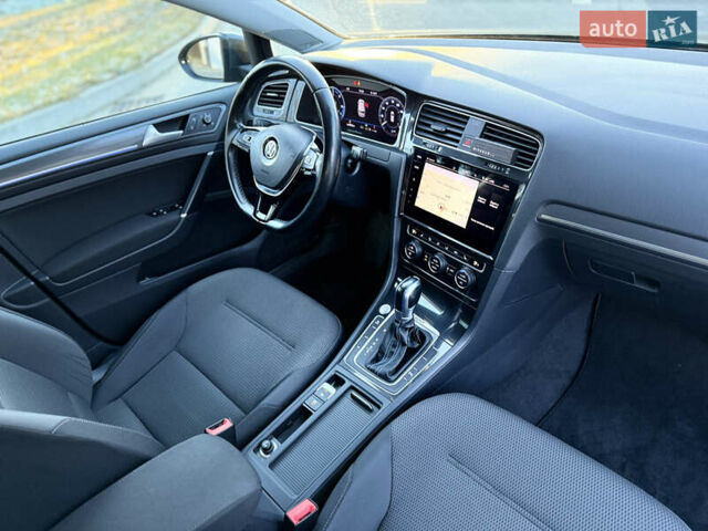 Сірий Фольксваген e-Golf, об'ємом двигуна 0 л та пробігом 112 тис. км за 15900 $, фото 31 на Automoto.ua