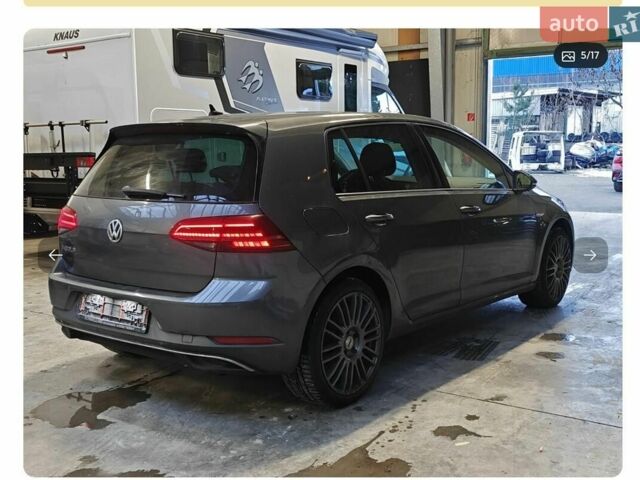 Сірий Фольксваген e-Golf, об'ємом двигуна 0 л та пробігом 119 тис. км за 14700 $, фото 27 на Automoto.ua