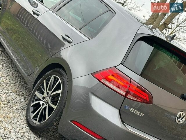 Сірий Фольксваген e-Golf, об'ємом двигуна 0 л та пробігом 123 тис. км за 12950 $, фото 29 на Automoto.ua