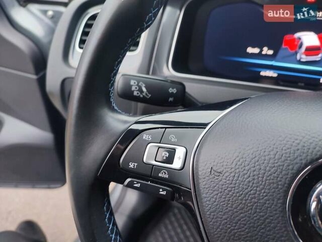 Сірий Фольксваген e-Golf, об'ємом двигуна 0 л та пробігом 126 тис. км за 12700 $, фото 15 на Automoto.ua