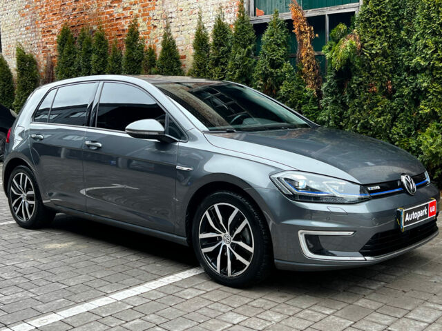 Сірий Фольксваген e-Golf, об'ємом двигуна 0 л та пробігом 66 тис. км за 16290 $, фото 10 на Automoto.ua